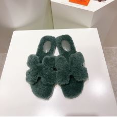 Hermes Slippers